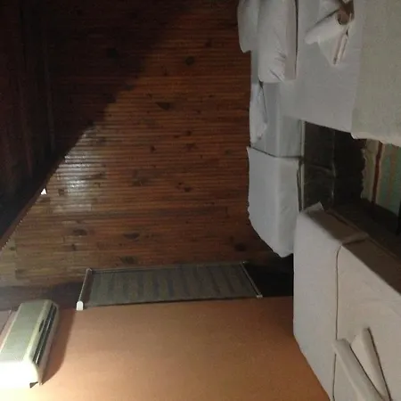 Quarto em Acomodações Particulares Captain Eudemos House